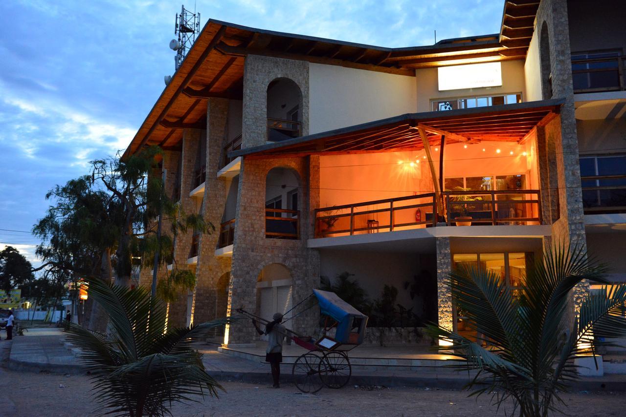 Moringa Hotel Toliara Exteriör bild